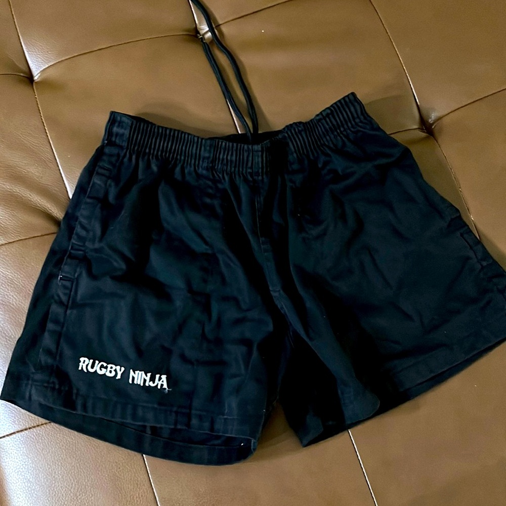 Rugby ninja shorts size M